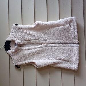 Calvin Klein‎ Cream Sherpa Vest